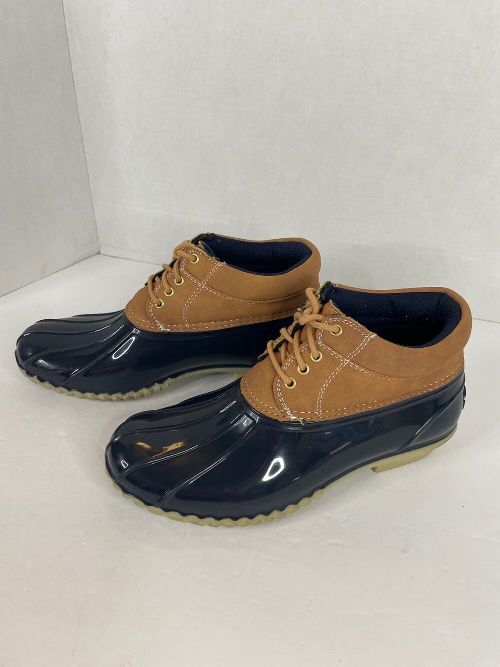 Tommy Hilfiger Women’s Rain Duck Low Cut Boots Size 7